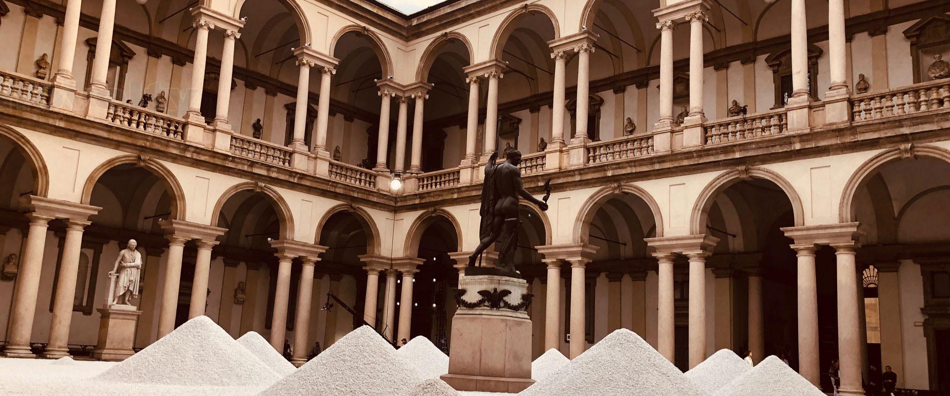 Visuel Novelty Azur sur la Fashion Week de Milan pour le défilé Jil Sander 
