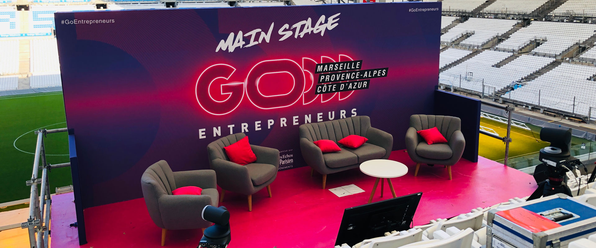 Go Entrepreneurs avec Novelty Azur Alternative text - Go Entrepreneurs avec Novelty Azur
