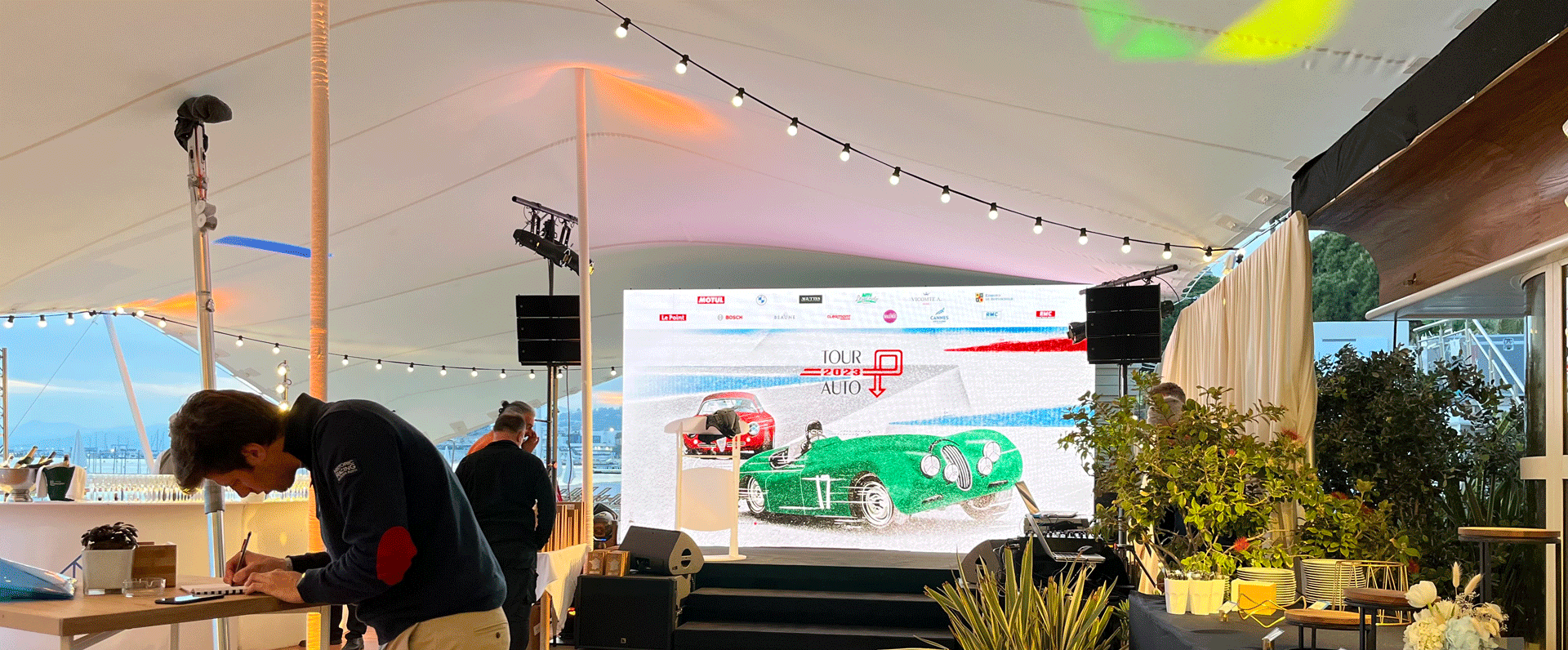 Tour Auto édition 2023 avec Novelty Alternative text - Tour Auto édition 2023 avec Novelty
